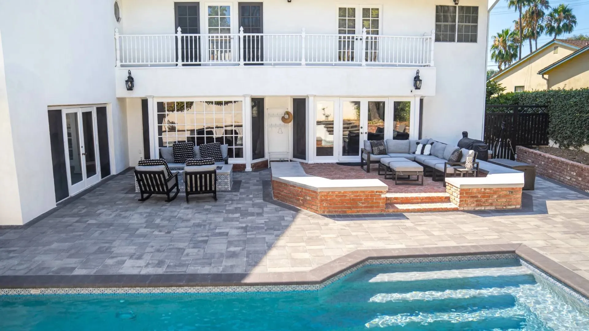 Untitled+design+(2)-24824768-1920w